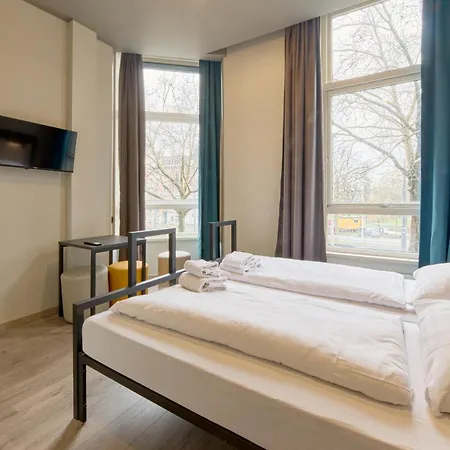 Hotel A&o 3*